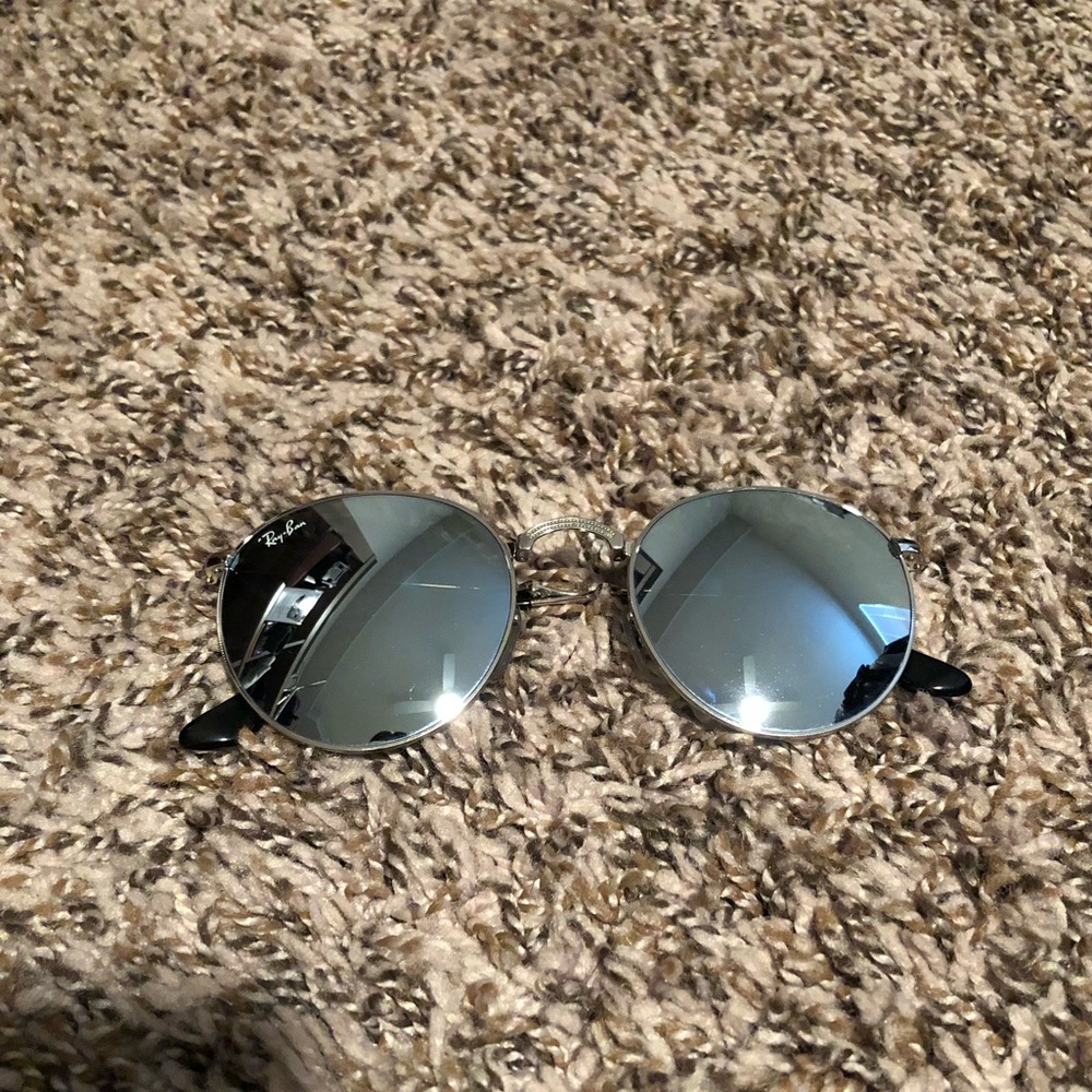 Ray Ban RB 3447 w/ case!